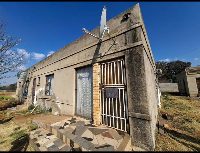 3 BEDROOM HOUSE FOR SALE IN HENLEY ON KLIP